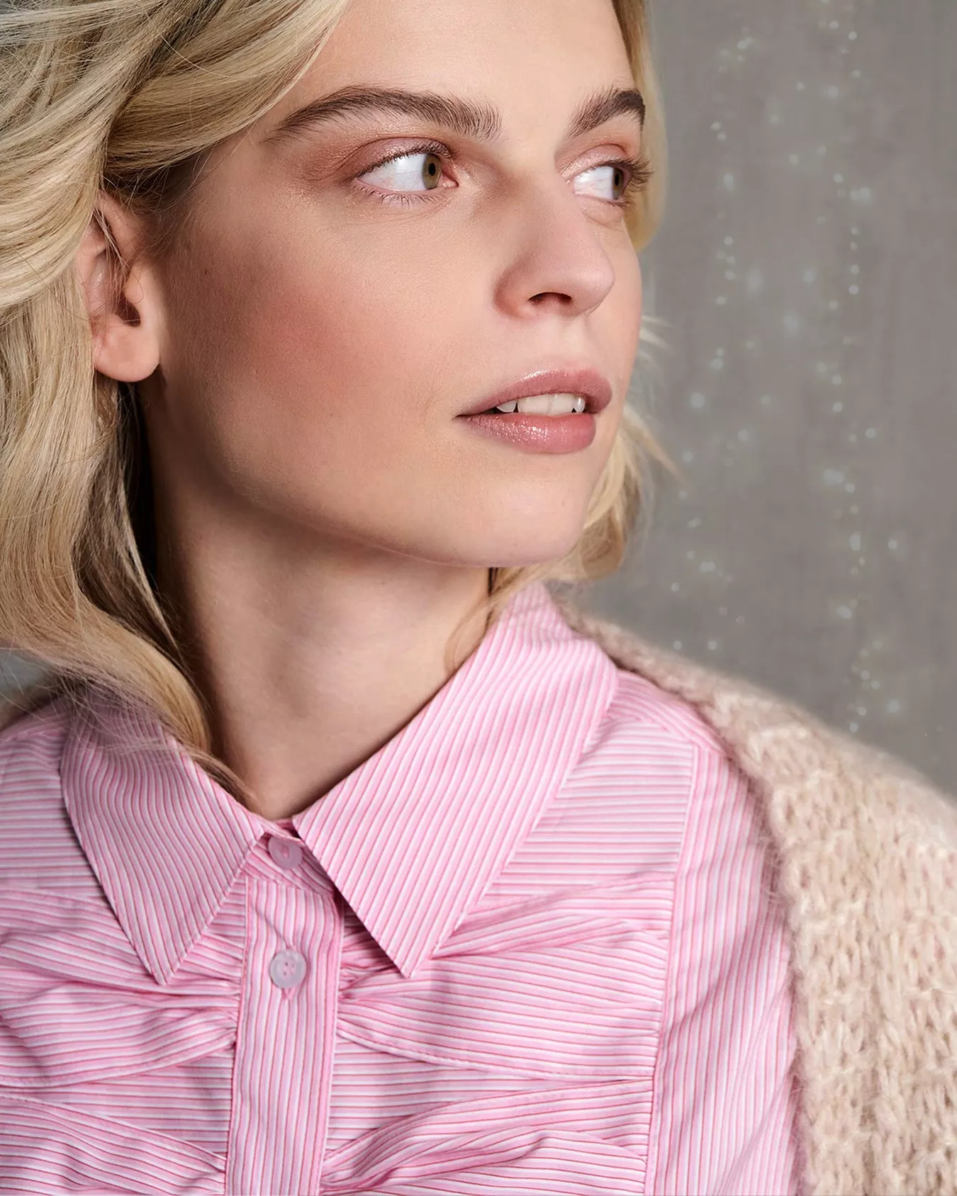 Wir sagen Danke ✨ für ein tolles Jahr mit euch und wünschen euch ein wunderschönes Weihnachtsfest!

Genießt die freien Tage, lasst euch verwöhnen und habt’s richtig schön.

#TONIFashion #MerryMoments